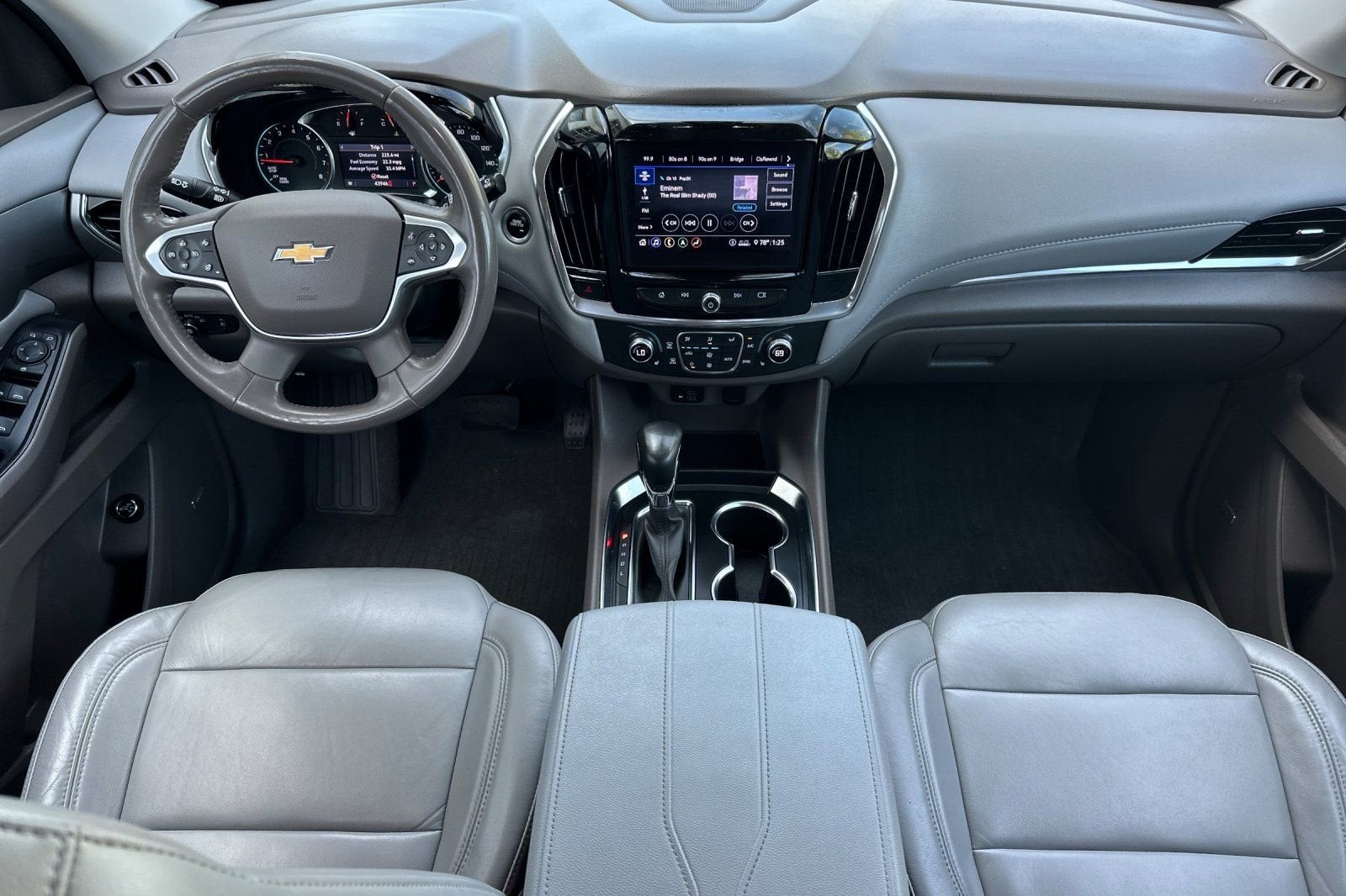2021 Chevrolet Traverse LT Leather