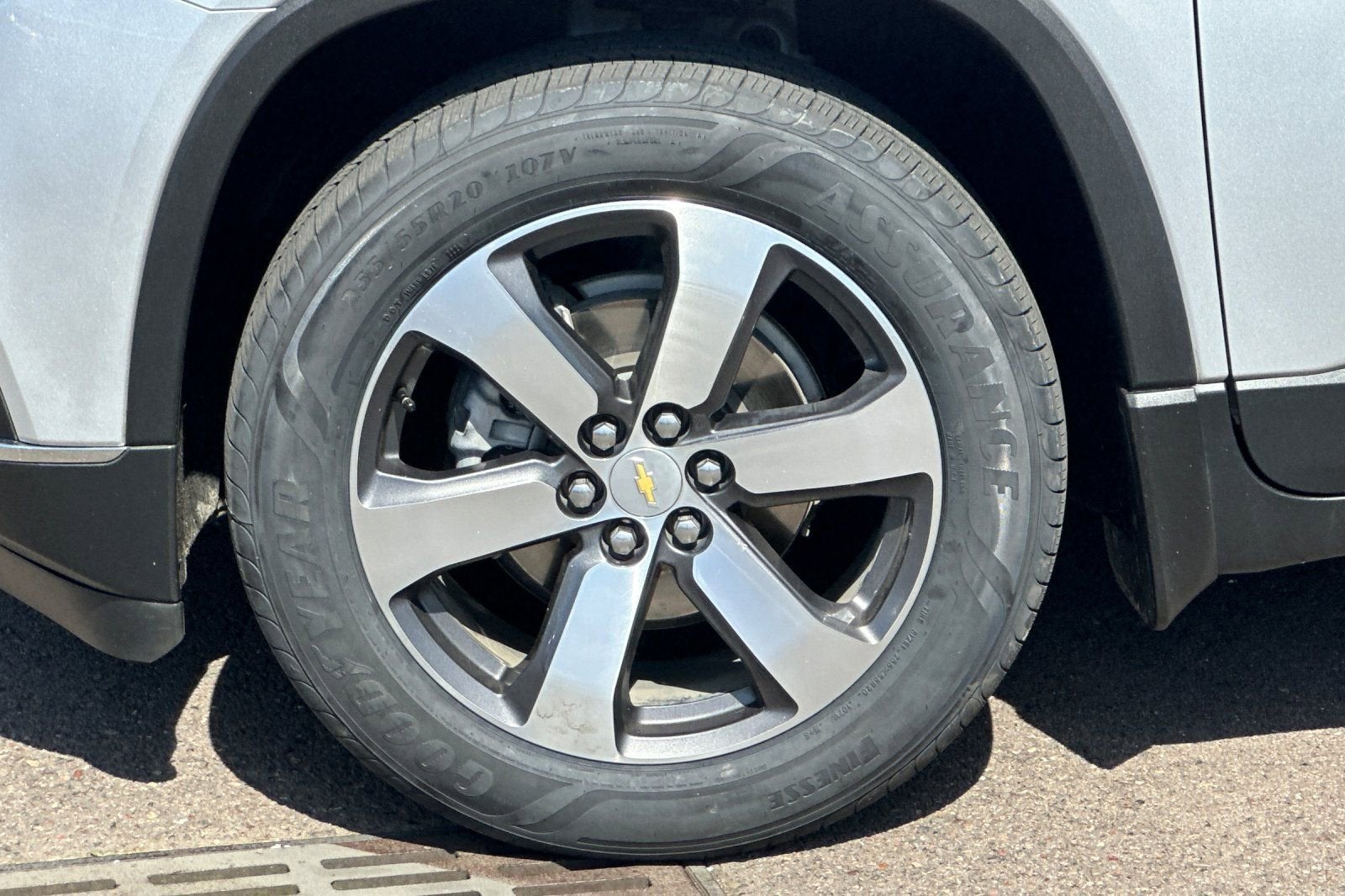 2021 Chevrolet Traverse LT Leather