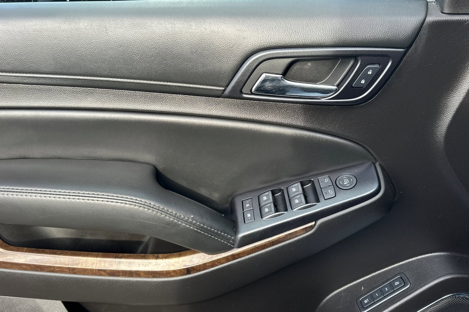 2016 Chevrolet Suburban LT