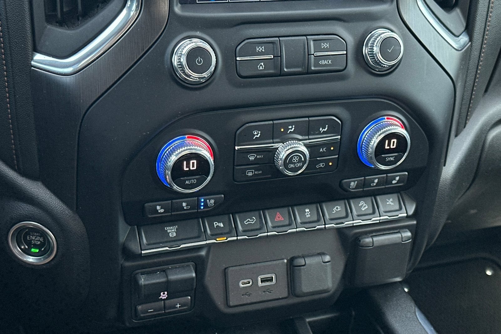 2022 GMC Sierra 3500 HD AT4