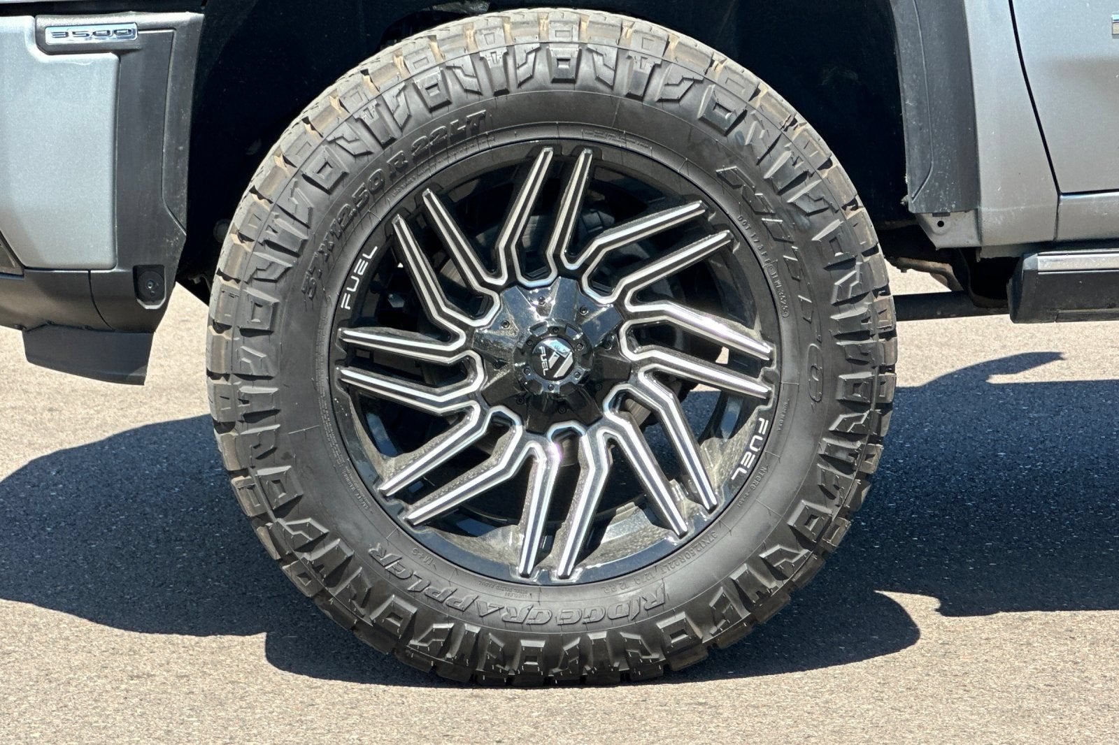 2025 GMC Sierra 3500 HD Denali Ultimate