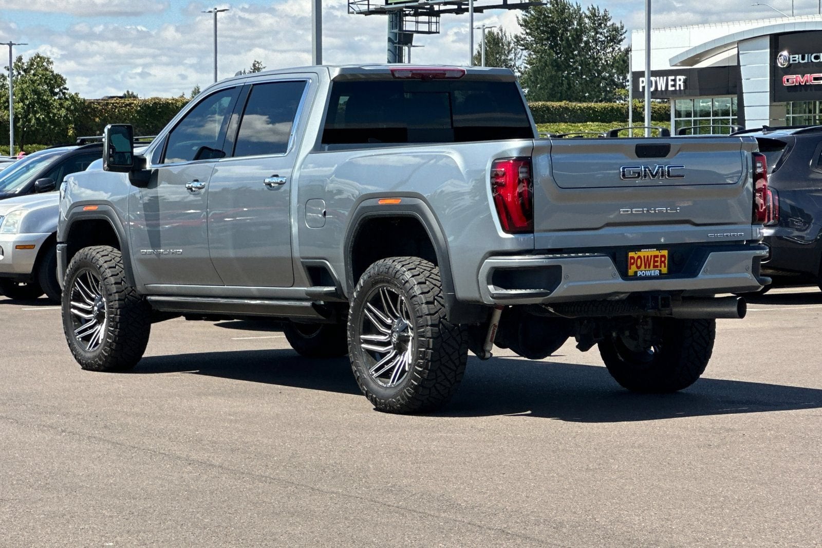2025 GMC Sierra 3500 HD Denali Ultimate