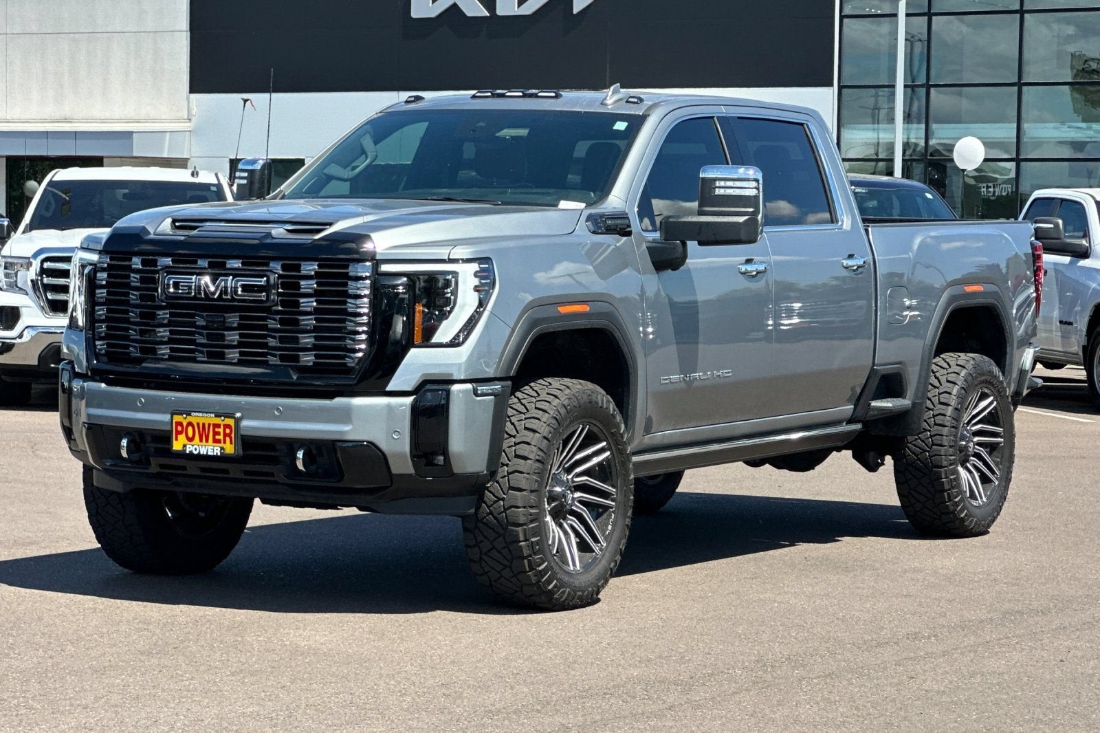 2025 GMC Sierra 3500 HD Denali Ultimate