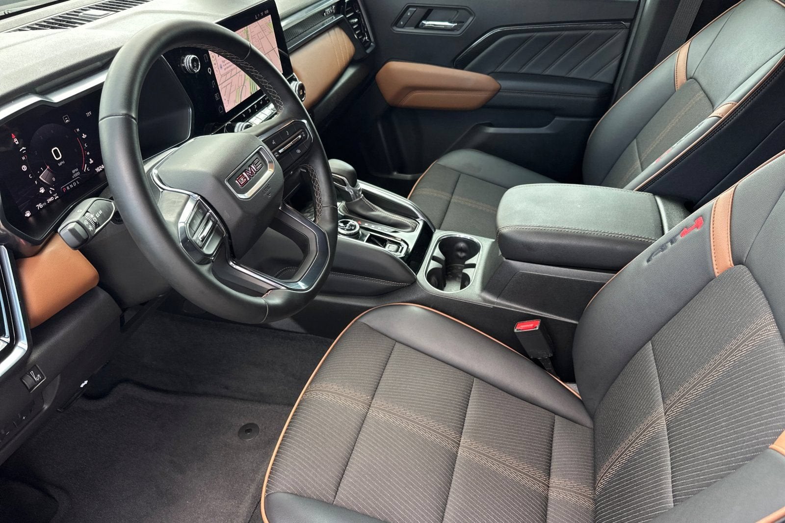 2023 GMC Canyon AT4 - Photo 10