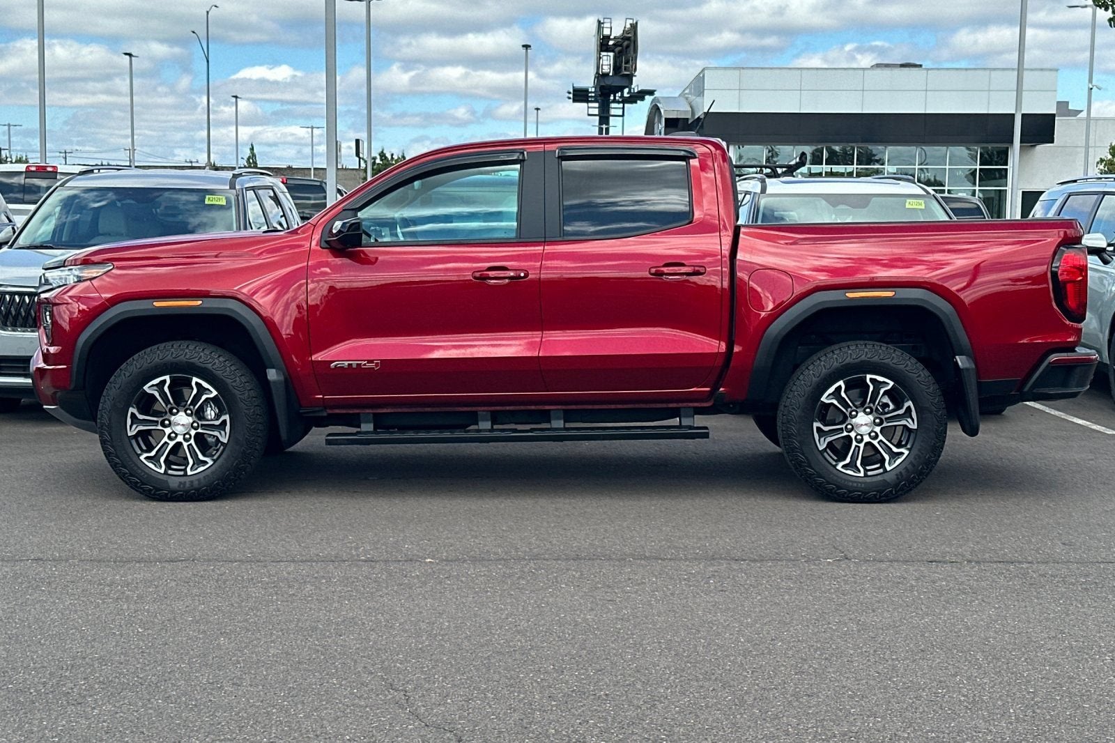 2023 GMC Canyon AT4 - Photo 7