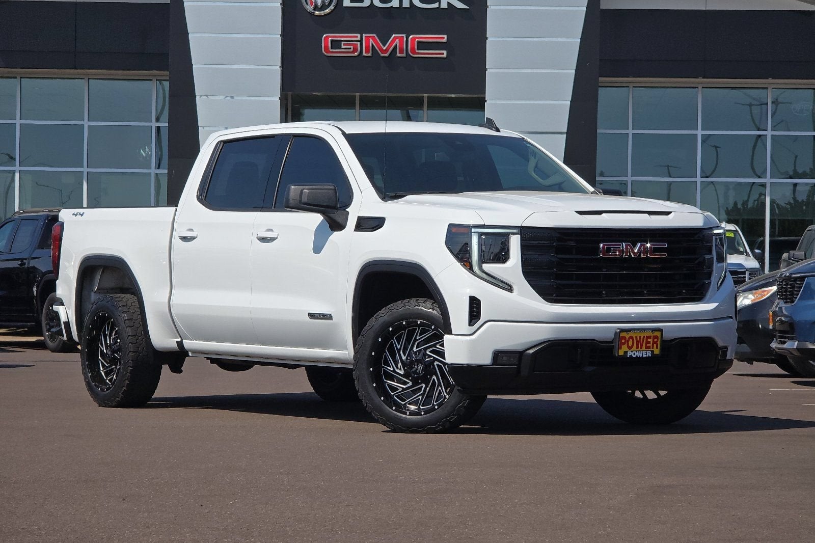 2024 GMC Sierra 1500 Elevation