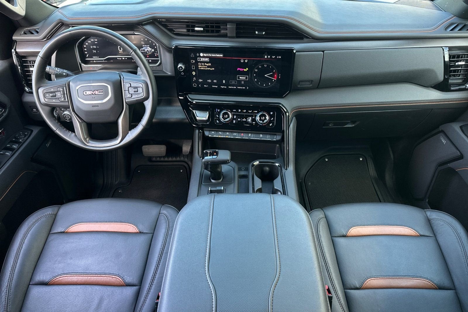 2025 GMC Sierra 1500 AT4