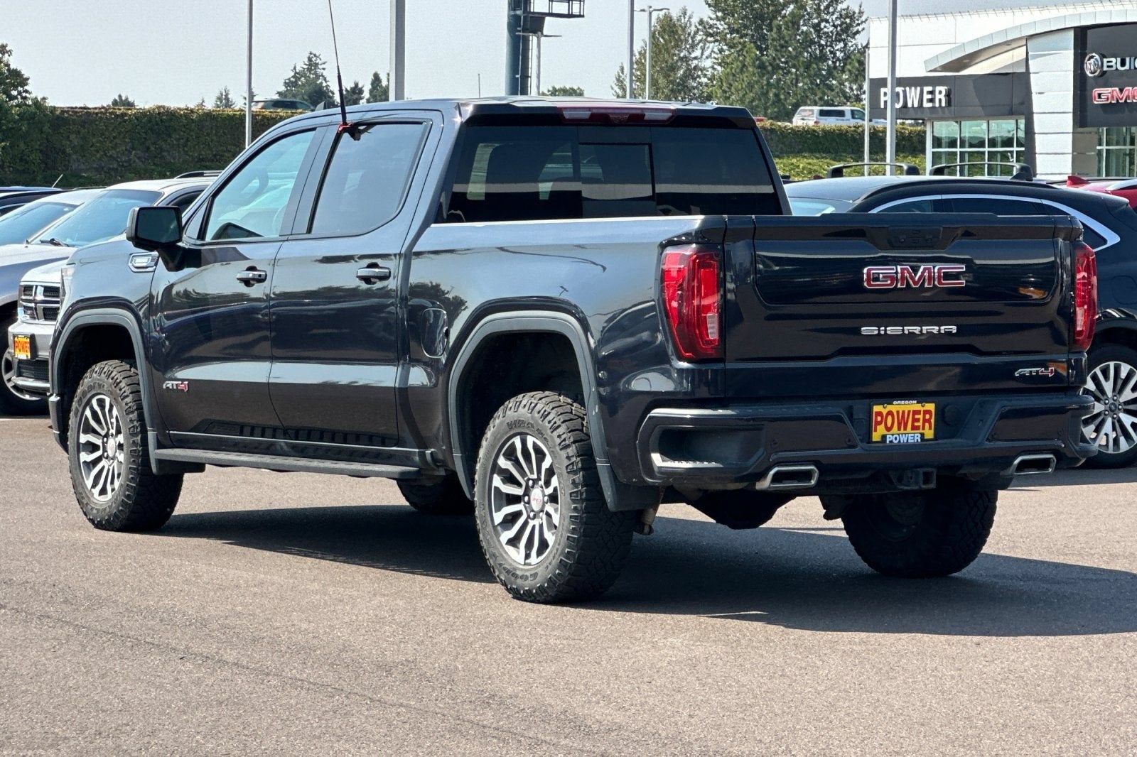 2022 GMC Sierra 1500 AT4