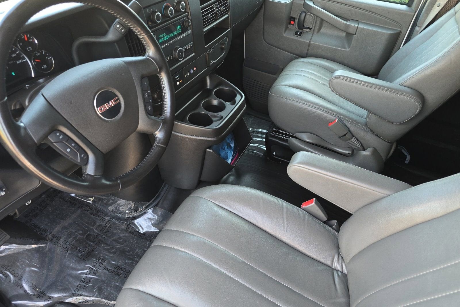 2023 GMC Savana Cargo 2500 Work Van