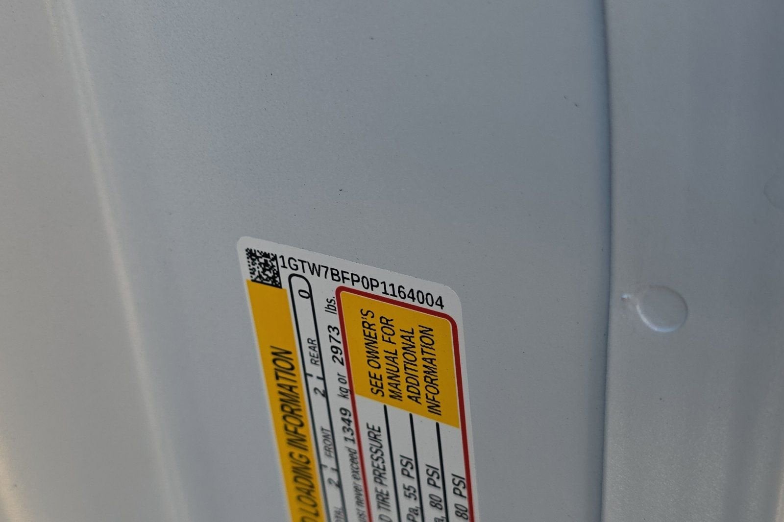2023 GMC Savana Cargo 2500 Work Van