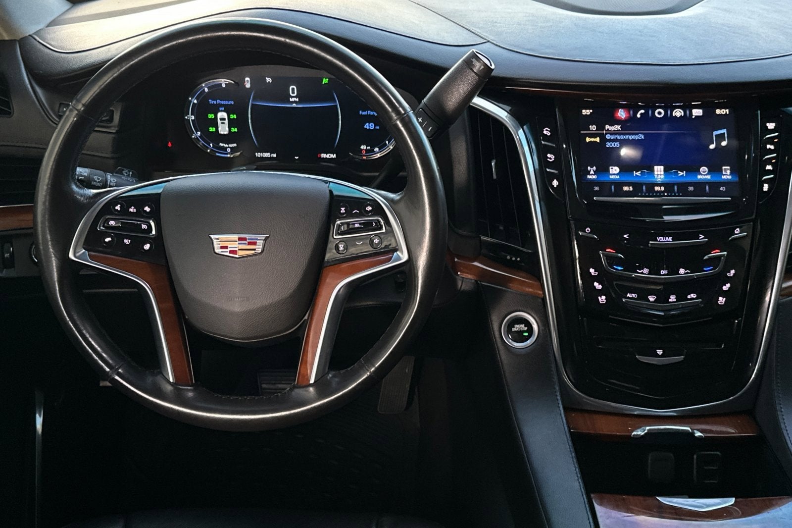 2016 Cadillac Escalade Luxury Collection