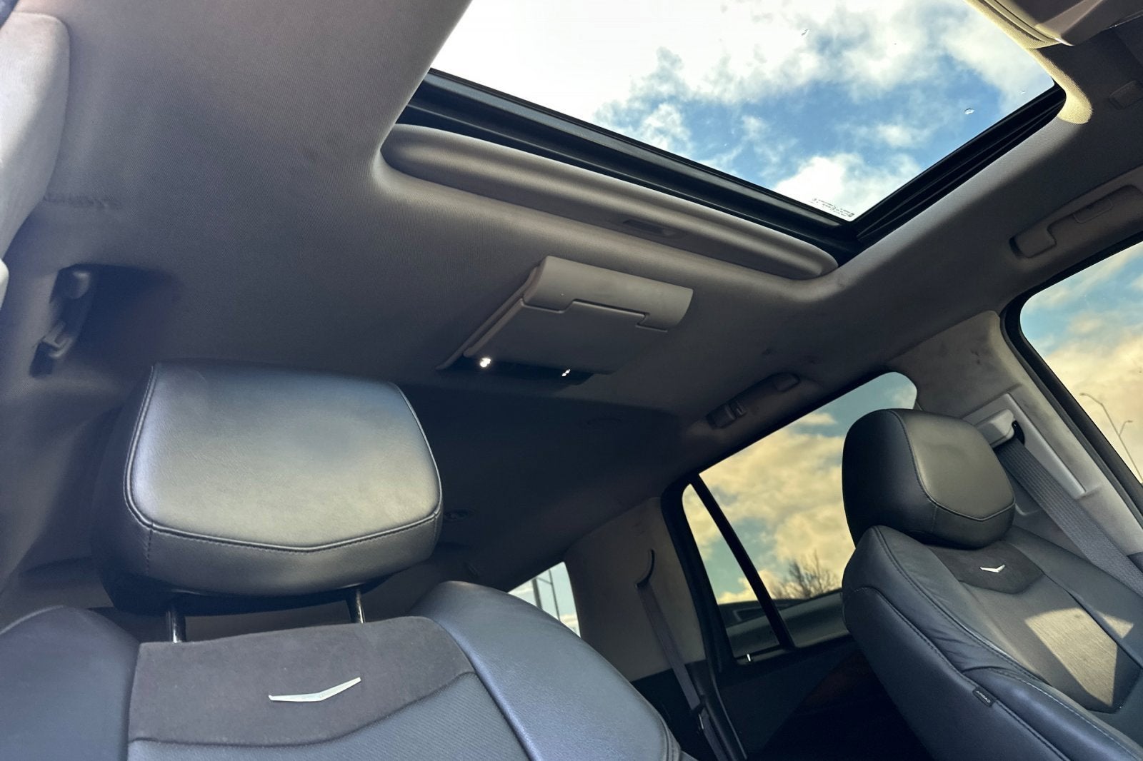 2016 Cadillac Escalade Luxury Collection