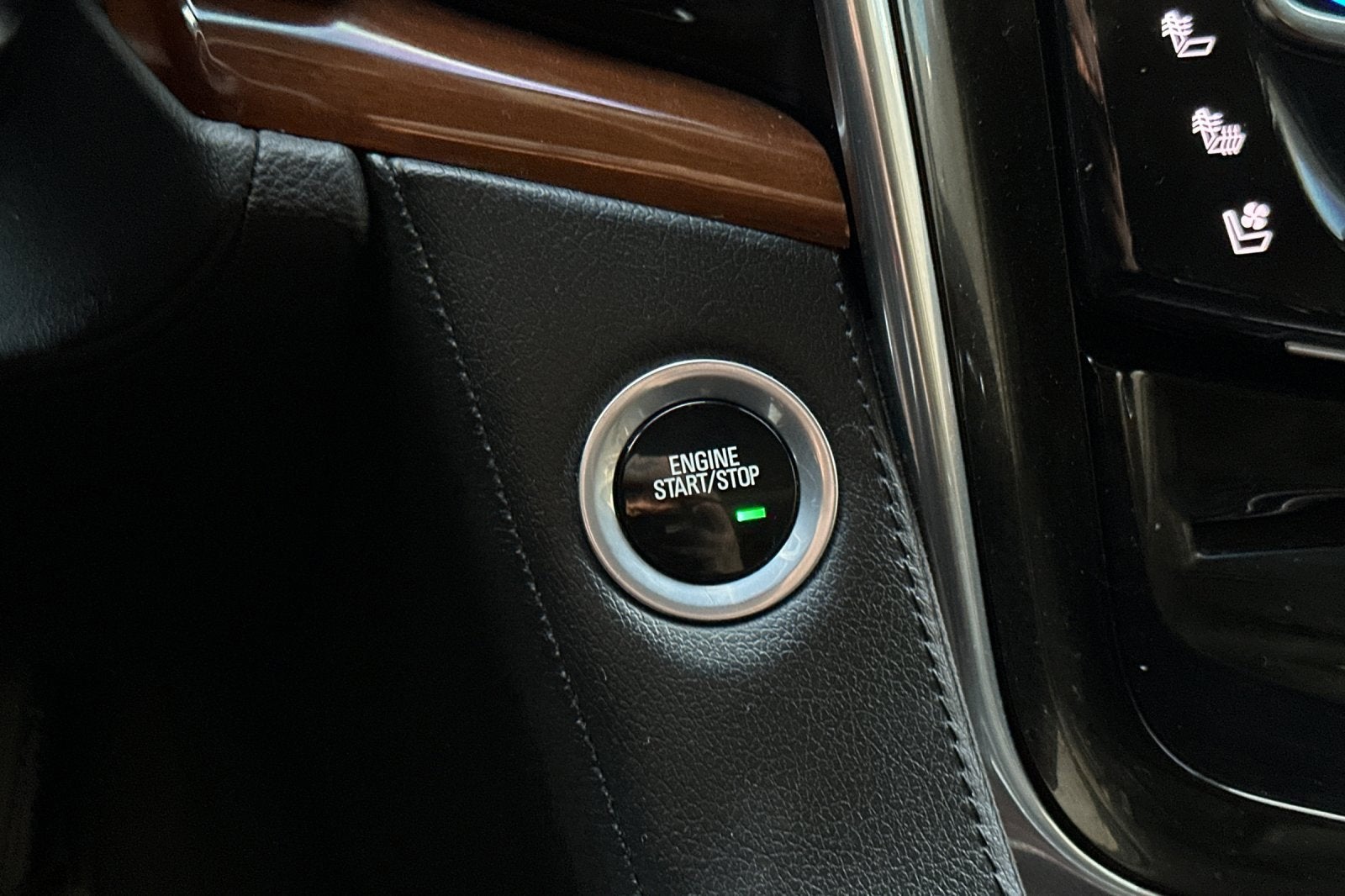 2016 Cadillac Escalade Luxury Collection