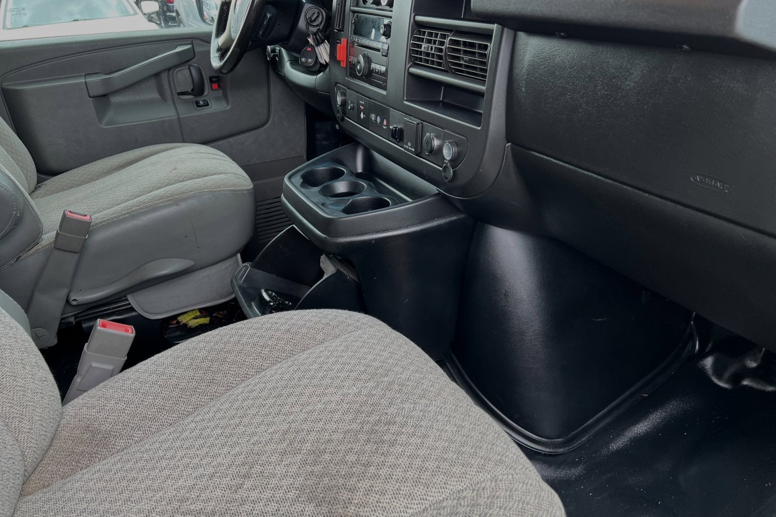 2019 Chevrolet Express Cutaway 3500 VAN 159"