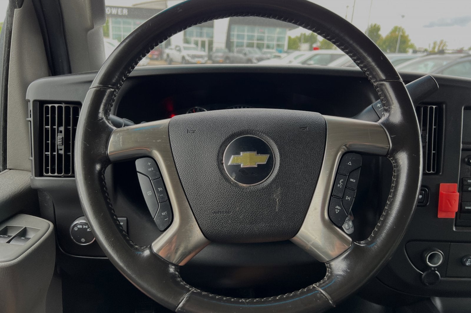 2019 Chevrolet Express Cutaway 3500 VAN 159"