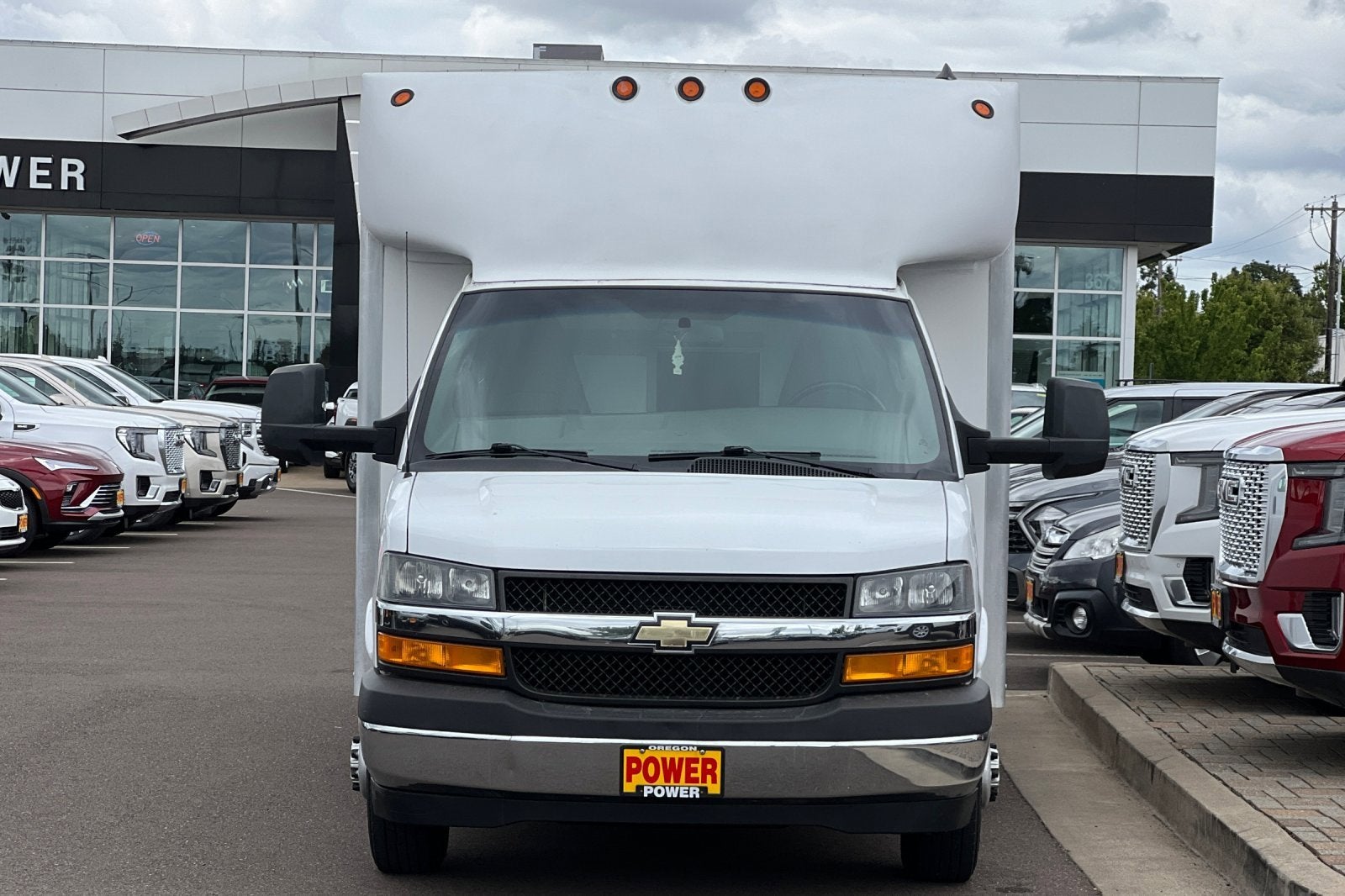 2019 Chevrolet Express Cutaway 3500 VAN 159"