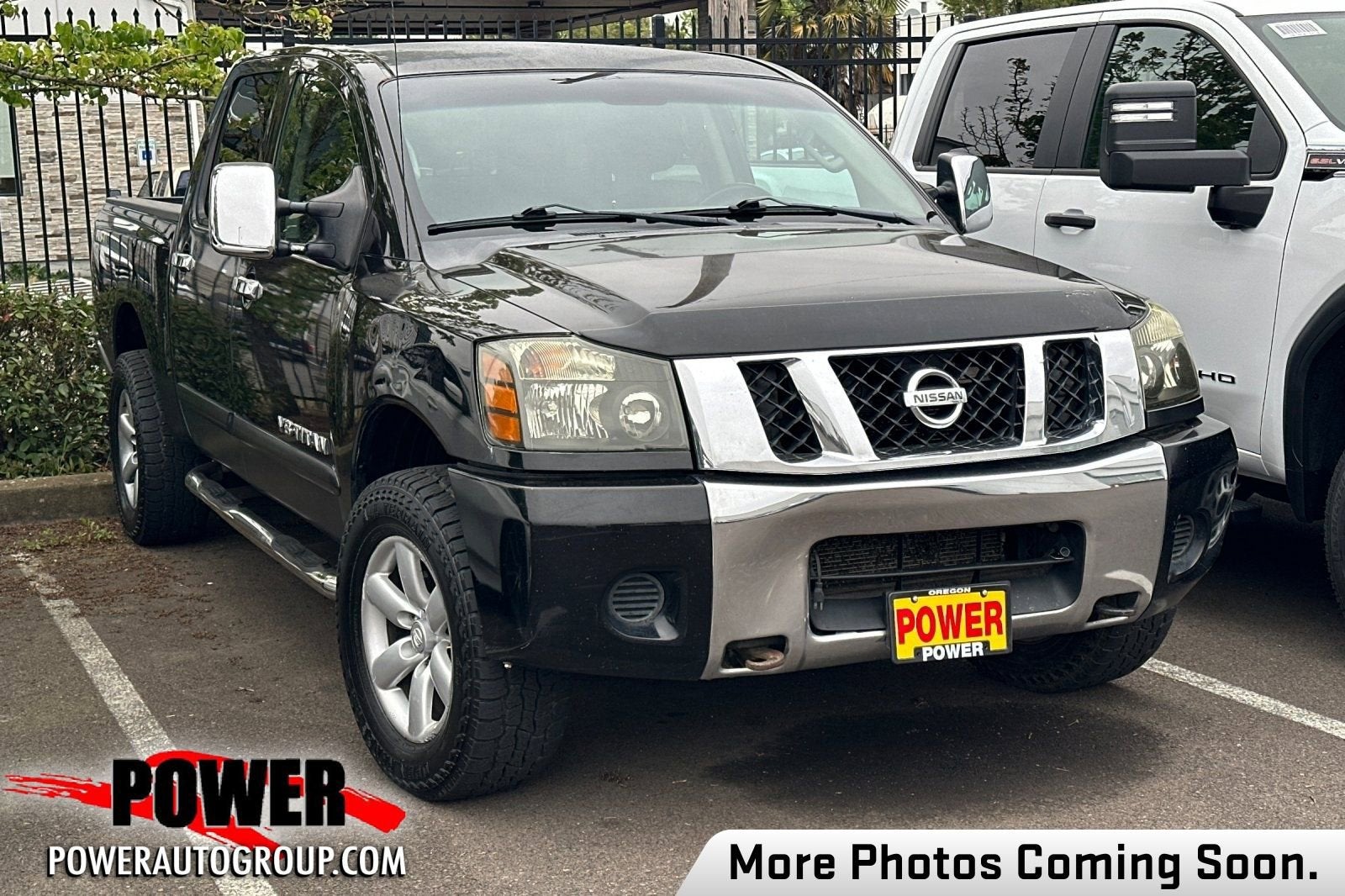 2012 Nissan Titan SV