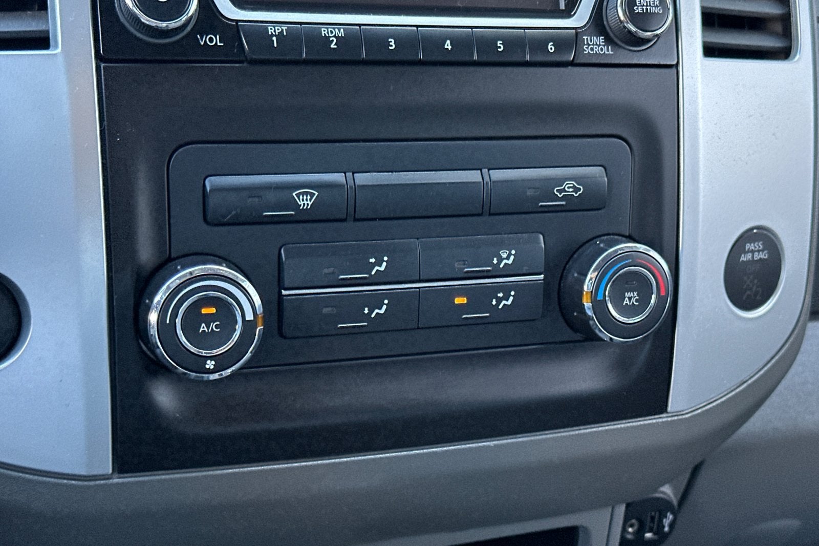 2017 Nissan Frontier SV V6