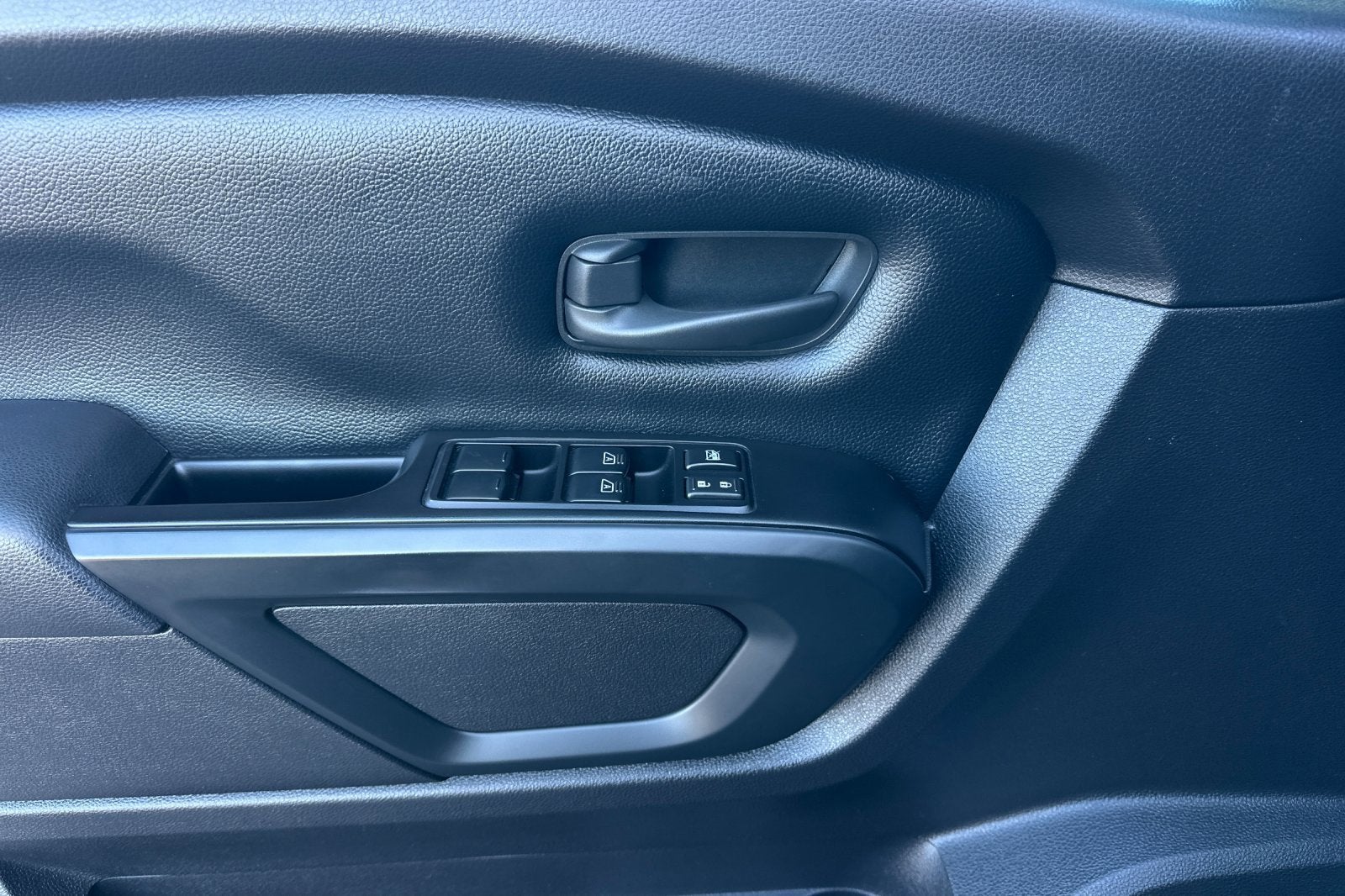 2019 Nissan Titan XD S