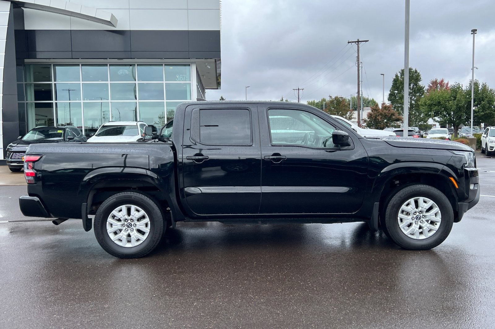 2023 Nissan Frontier SV