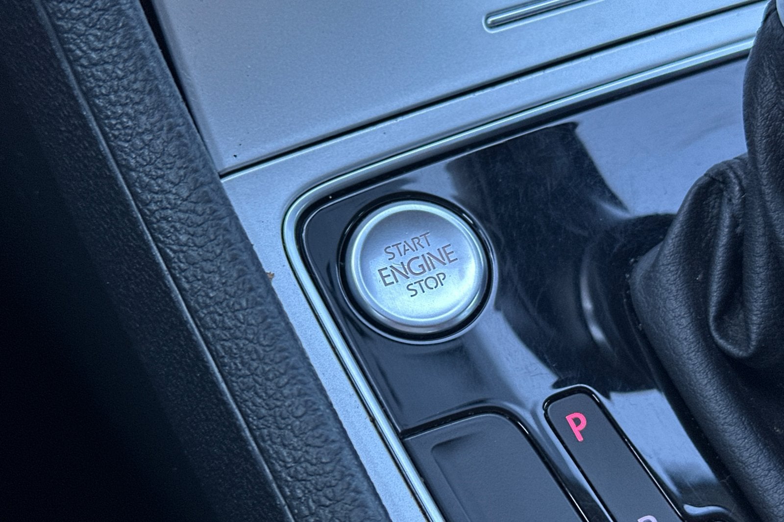 2019 Volkswagen Passat 2.0T Wolfsburg Edition