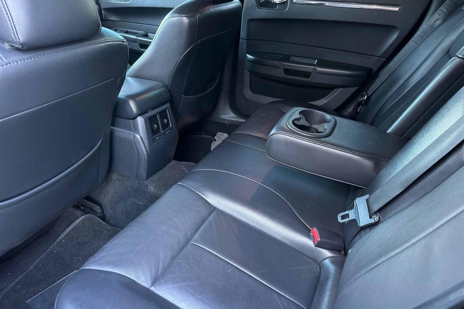 2010 Chrysler 300 Touring Signature