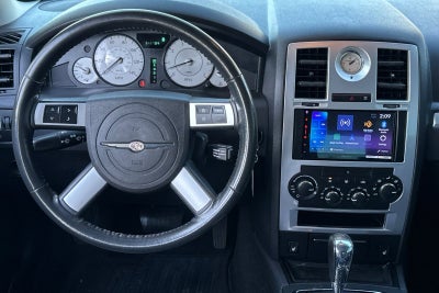 2010 Chrysler 300 Touring Signature