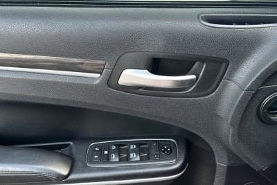 2019 Chrysler 300 Touring