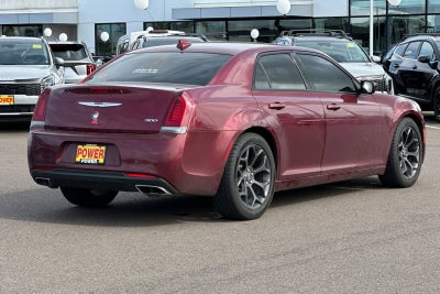 2019 Chrysler 300 Touring