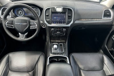 2022 Chrysler 300 Touring L