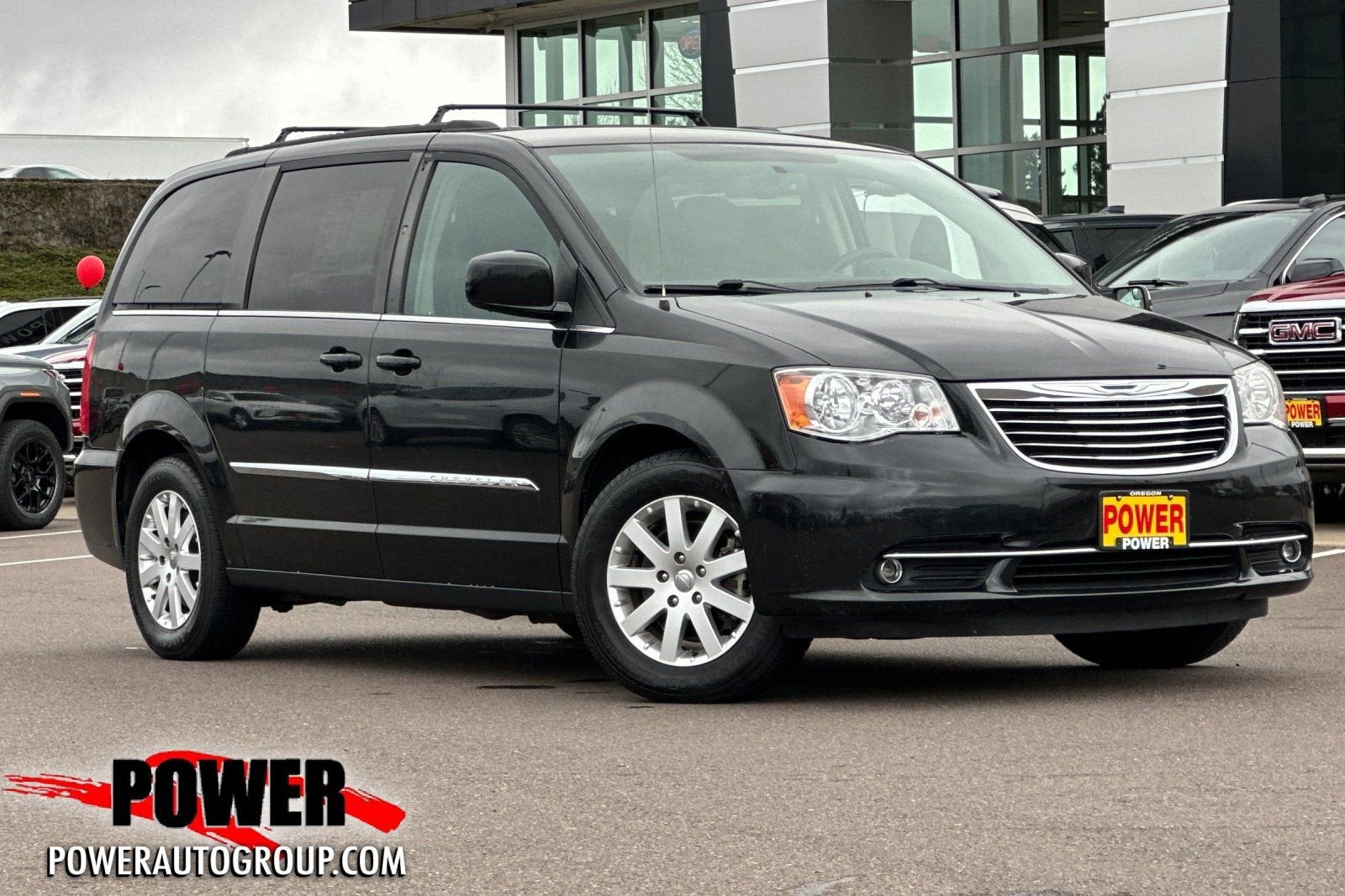 2016 Chrysler Town & Country Touring