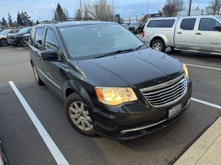 2016 Chrysler Town &amp; Country Touring
