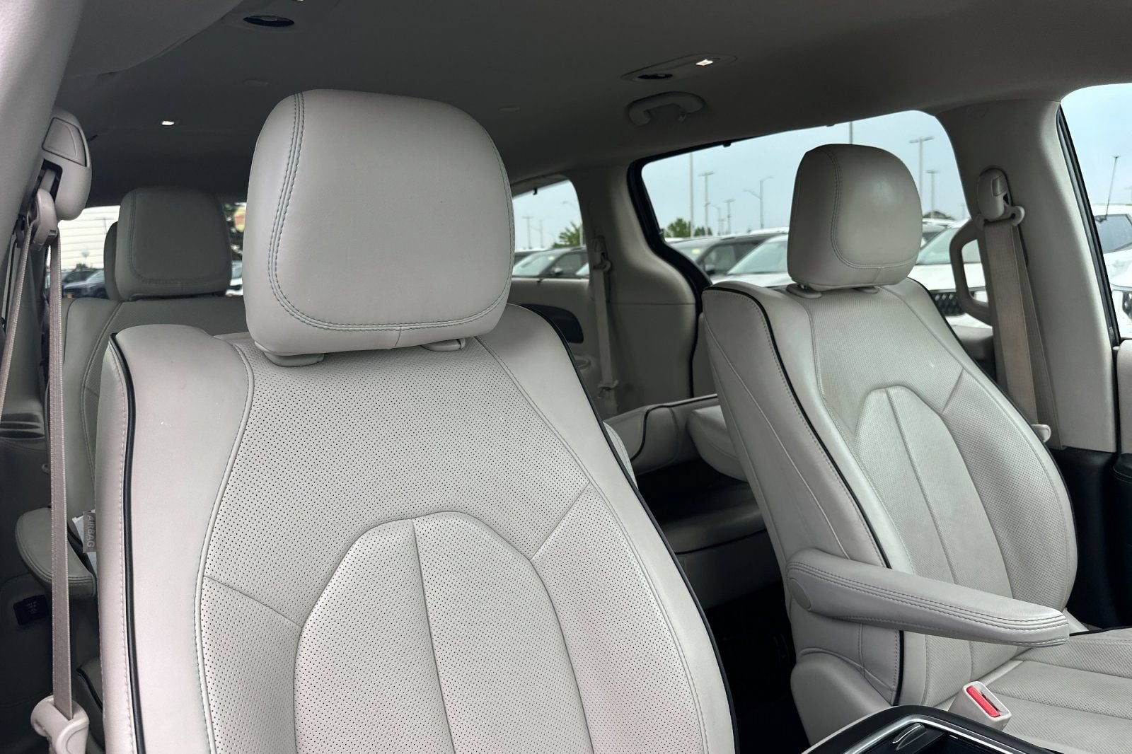 2019 Chrysler Pacifica Hybrid Limited