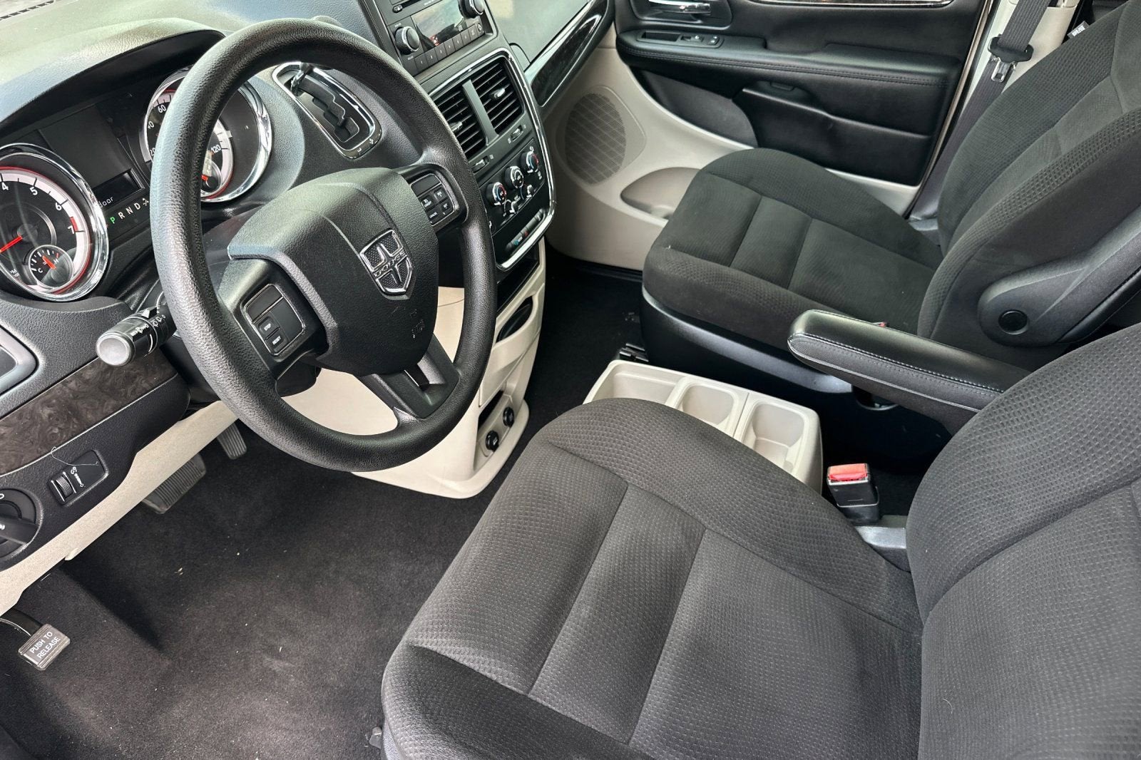 2015 Dodge Grand Caravan SE