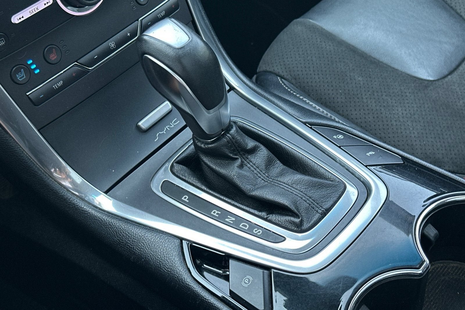 2016 Ford Edge Sport