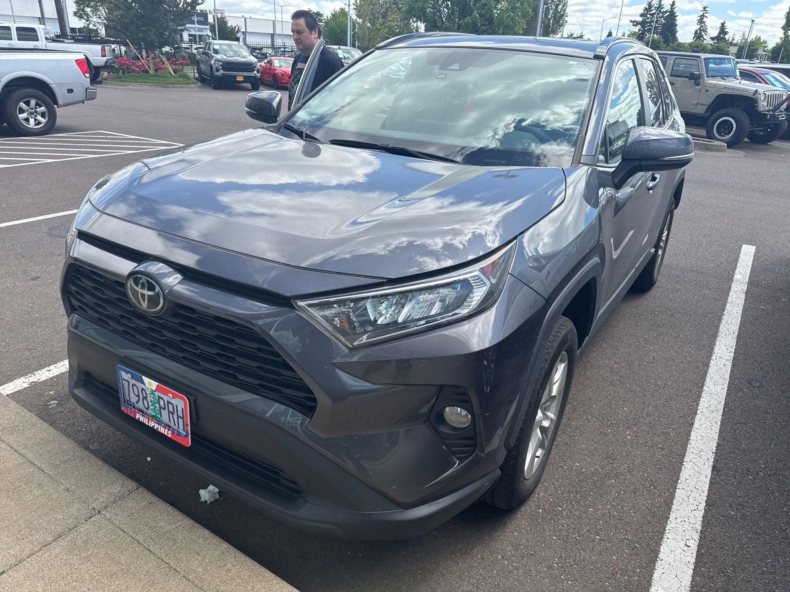 2021 Toyota RAV4 XLE