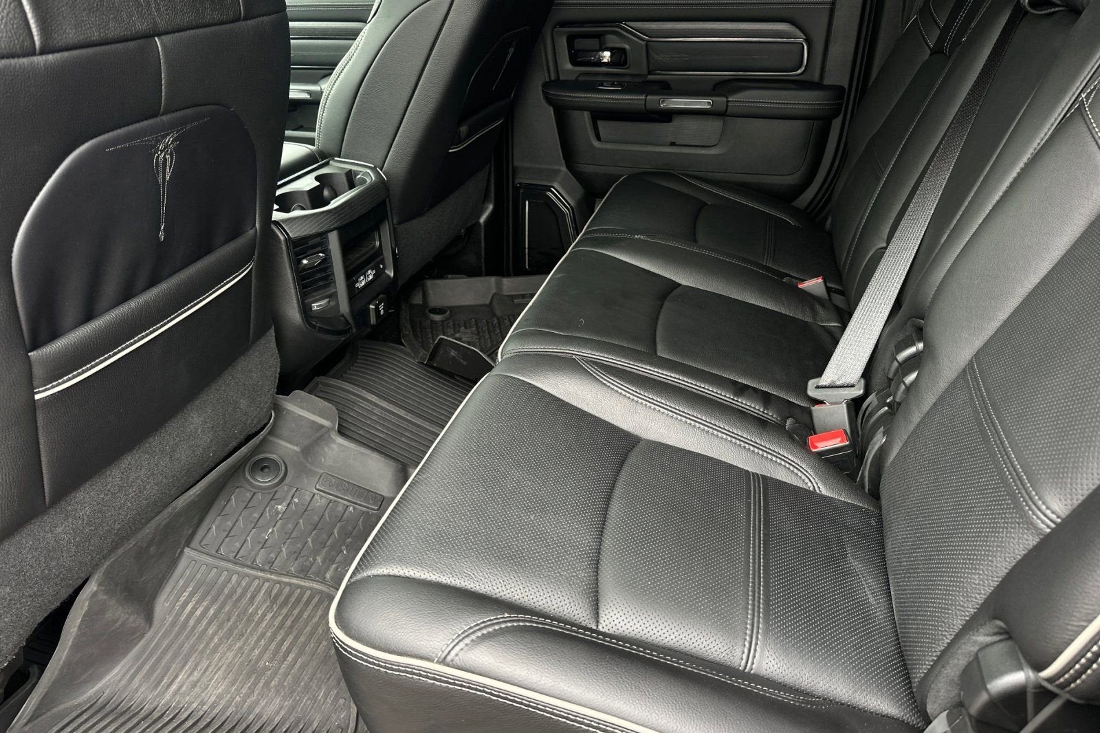 2024 RAM Ram 3500 Pickup Limited - Photo 12