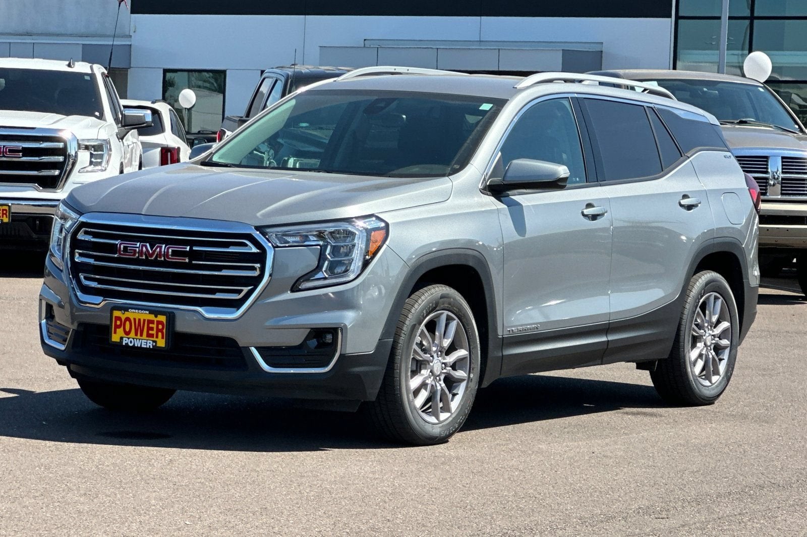 2024 GMC Terrain SLT