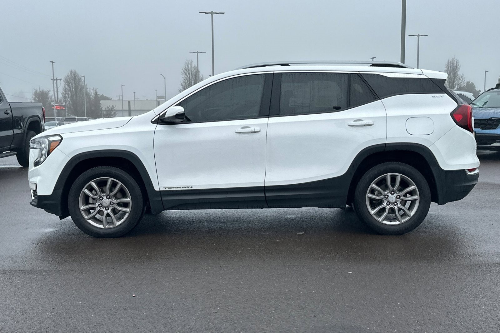 2022 GMC Terrain SLT