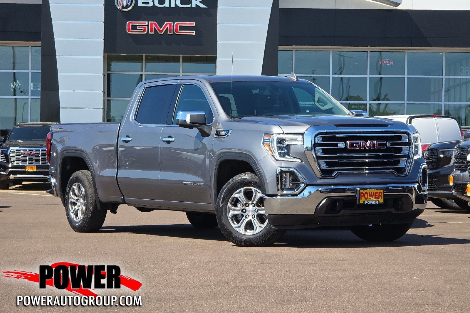 2021 GMC Sierra 4WD Crew Cab Short Box SLT's photo