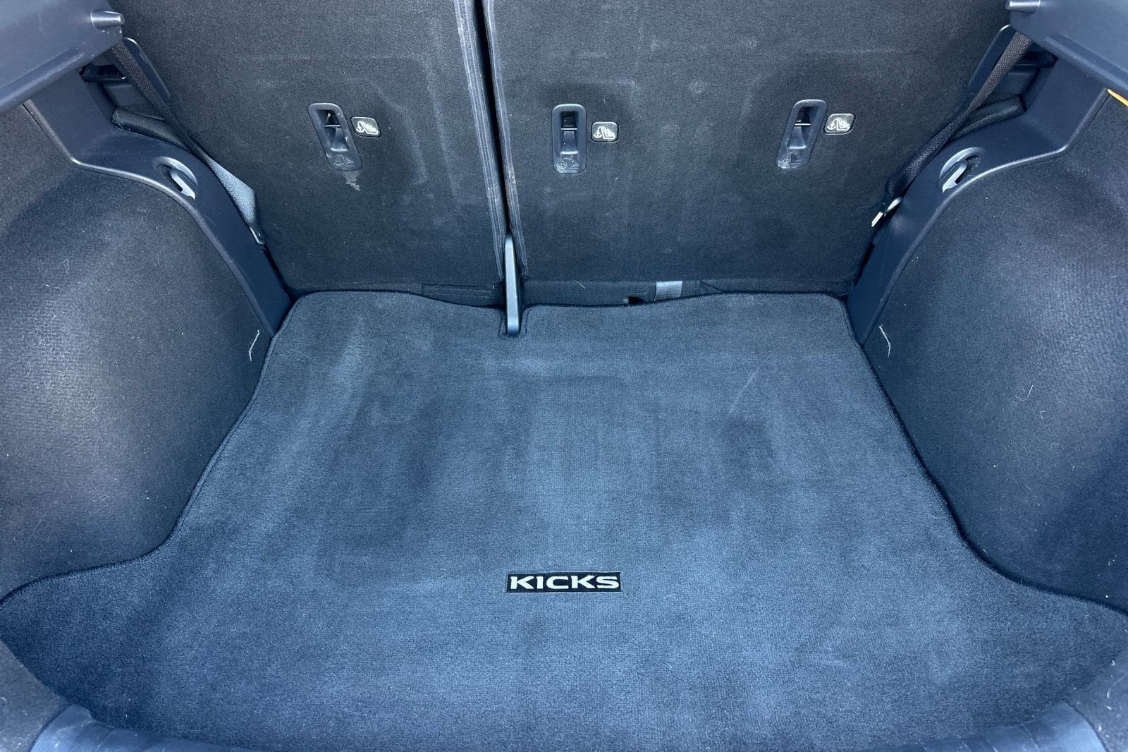 2021 Nissan Kicks S