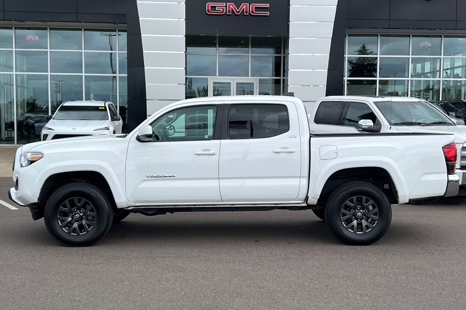 2023 Toyota Tacoma 2WD SR5