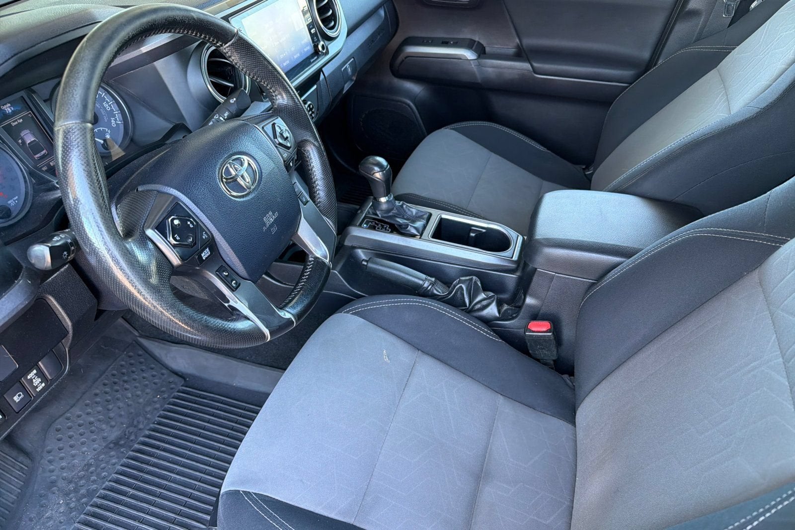 2020 Toyota Tacoma 4WD SR5