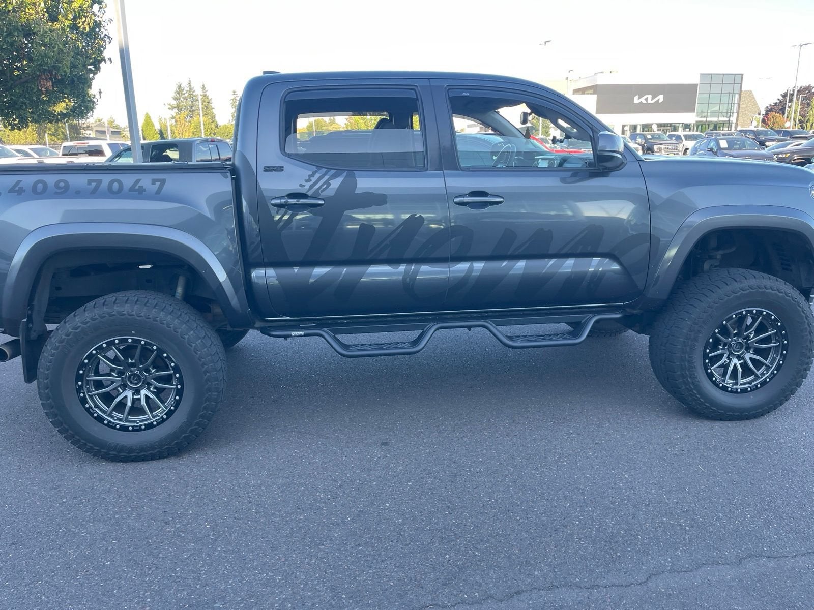 2022 Toyota Tacoma 4WD SR