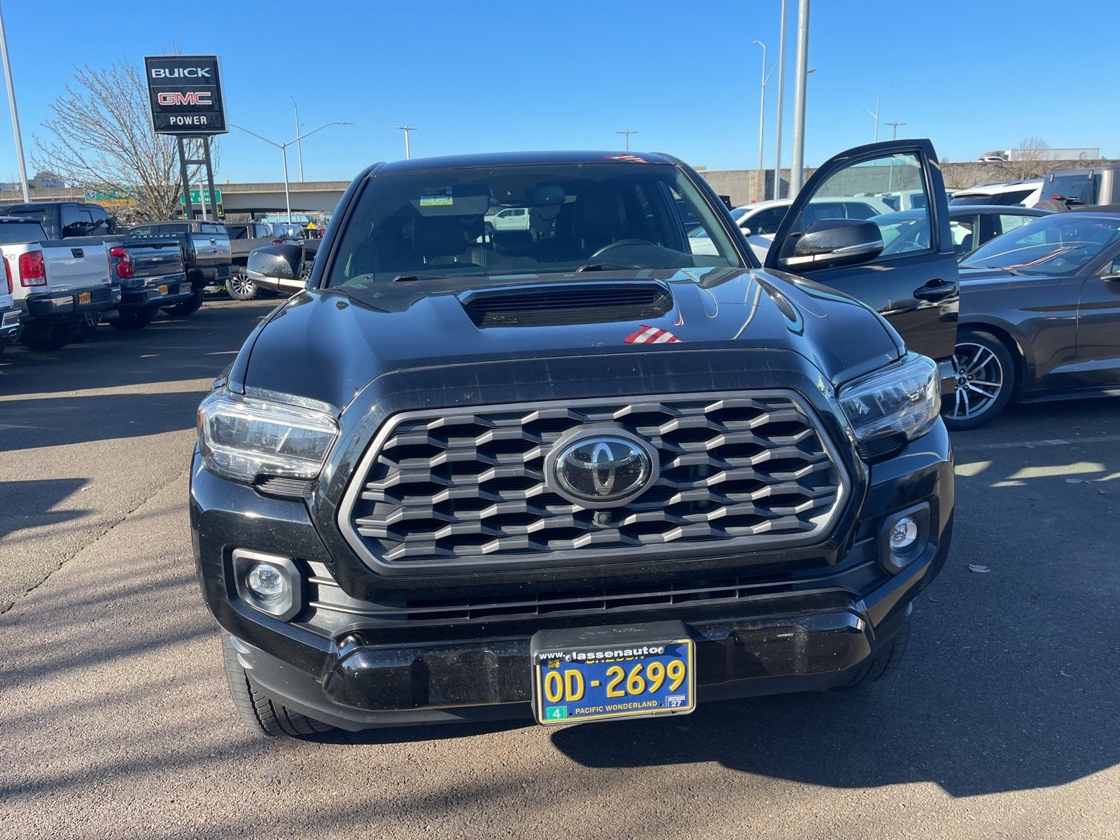 2023 Toyota Tacoma 4WD SR5