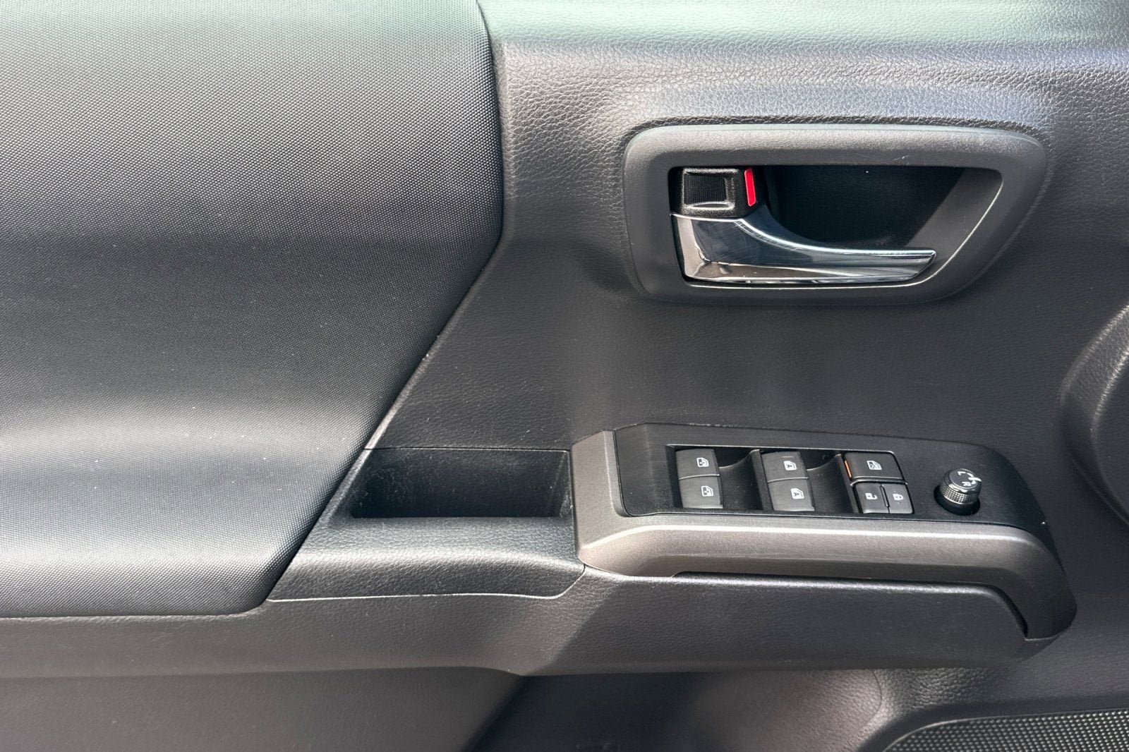 2023 Toyota Tacoma 4WD SR5
