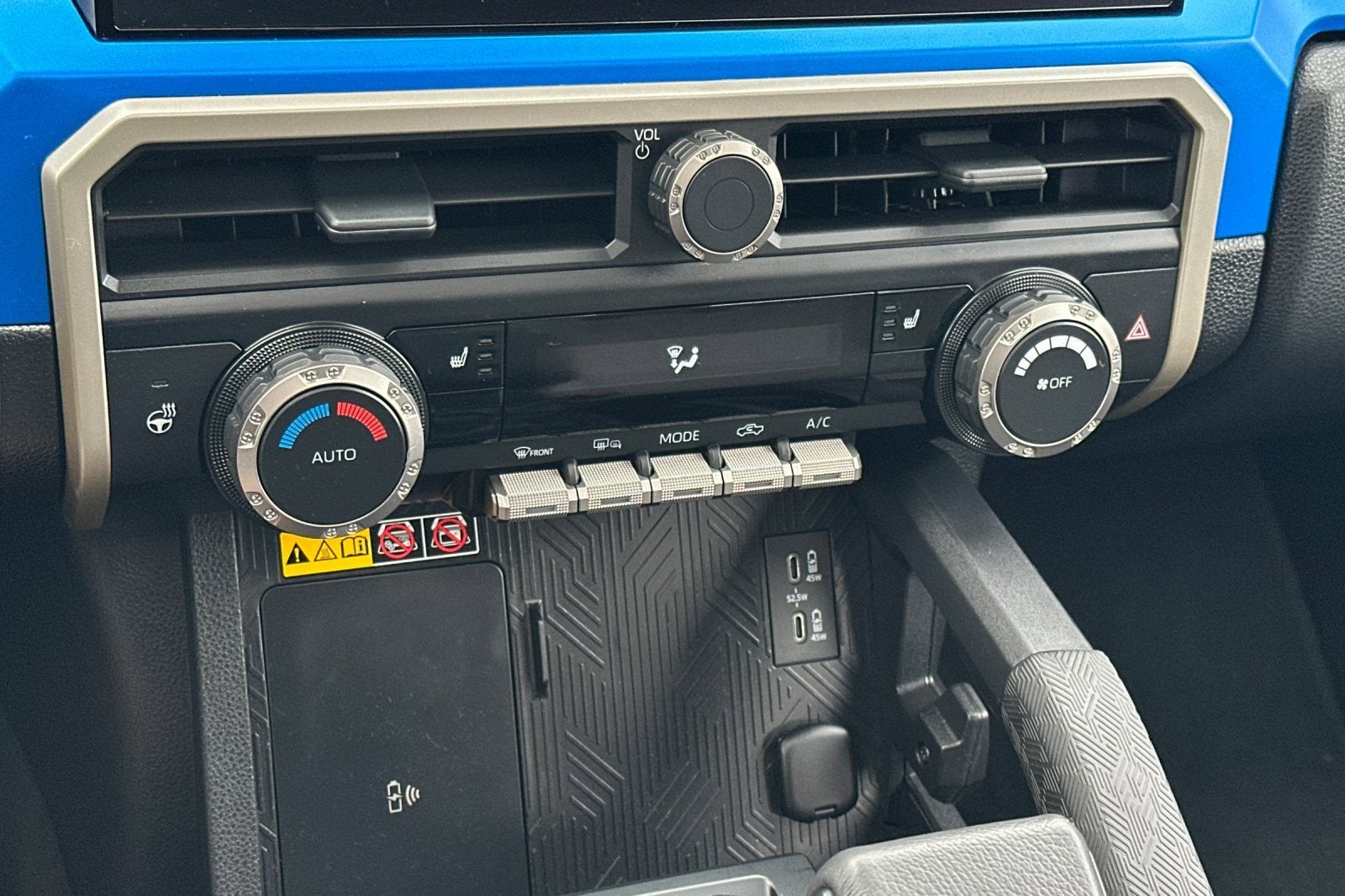 2024 Toyota Tacoma 4WD SR5