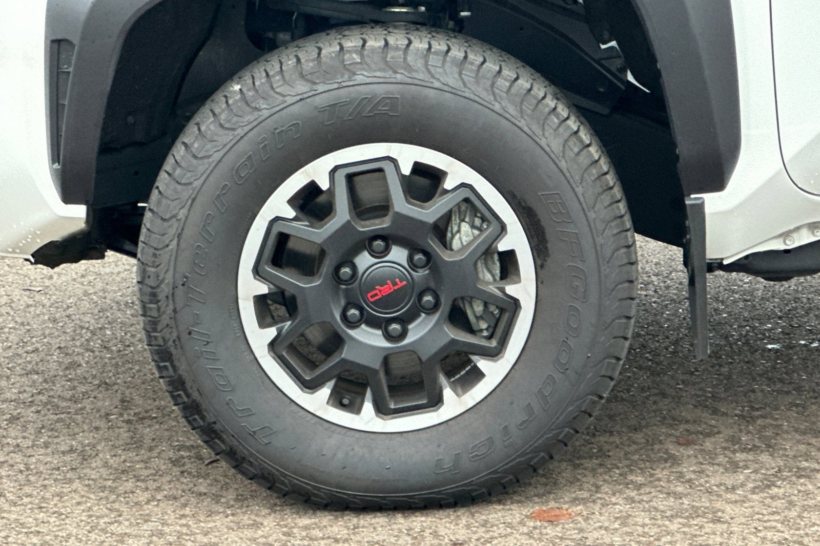 2024 Toyota Tacoma 4WD SR5