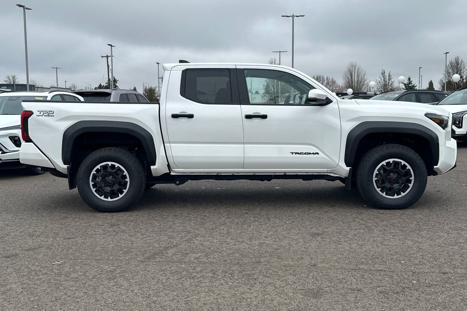 2024 Toyota Tacoma 4WD SR5
