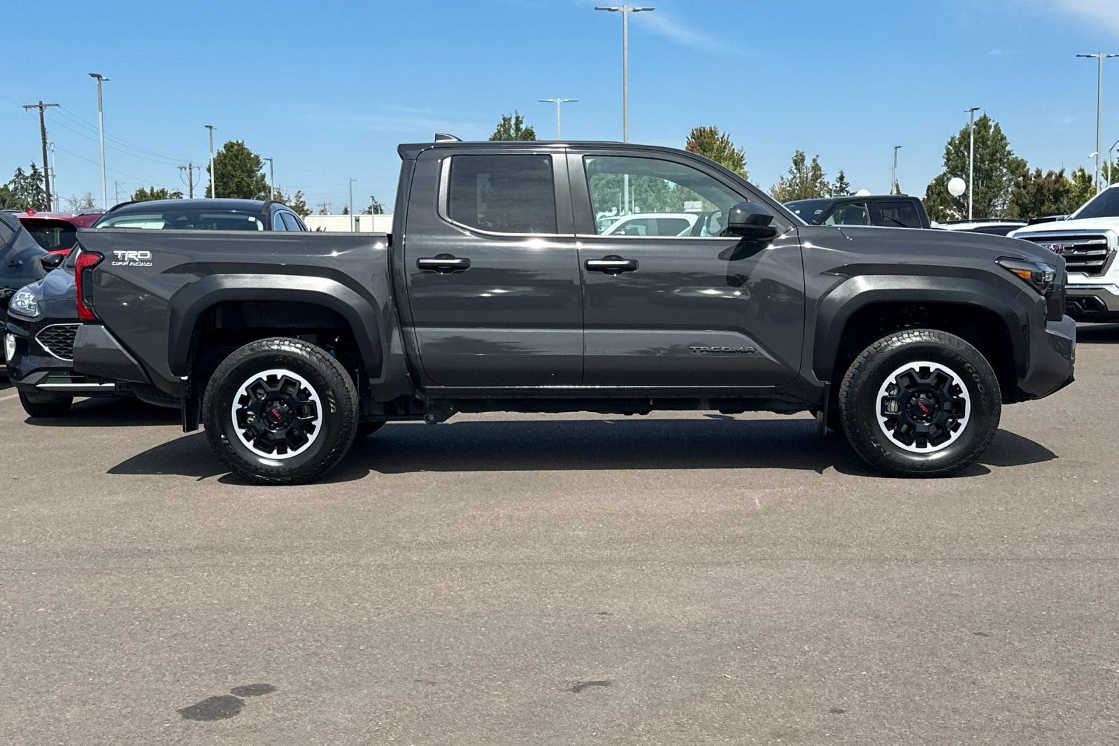 2024 Toyota Tacoma 4WD SR5